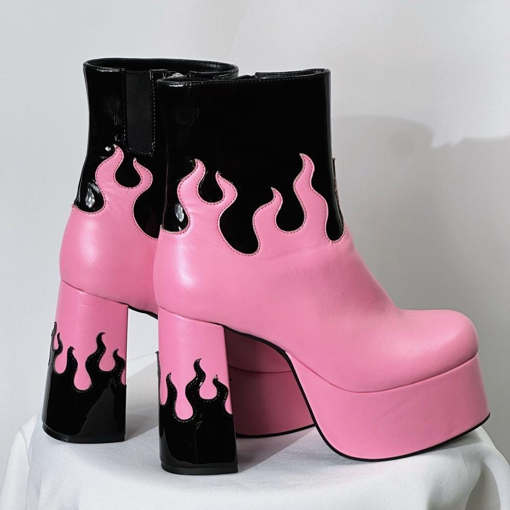 Sugar Thrillz Women's Pink Boots